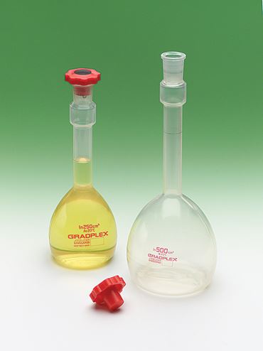 Polymethylpentene (PMP) Volumetric Flask 250 mL