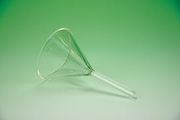 Glass Short Stem Fluted Funnel for 9 cm Filter Paper